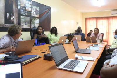 Agrandir l'image 4 sur 9, fenêtre modale