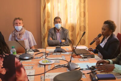 Agrandir l'image 2 sur 25, fenêtre modale