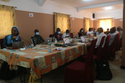 Agrandir l'image 22 sur 25, fenêtre modale