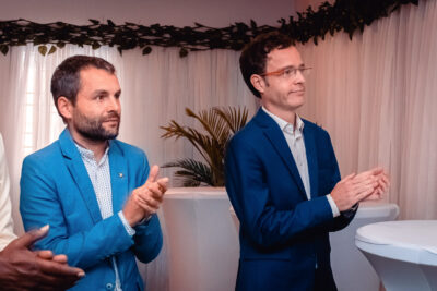 Agrandir l'image 10 sur 85, fenêtre modale