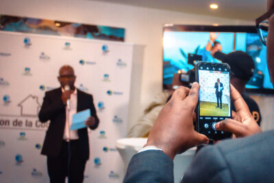 Agrandir l'image 12 sur 85, fenêtre modale