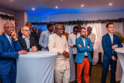 Agrandir l'image 13 sur 85, fenêtre modale