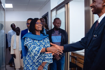 Agrandir l'image 49 sur 85, fenêtre modale