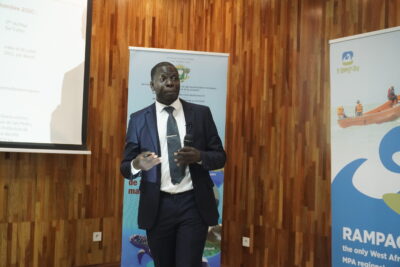 Agrandir l'image 4 sur 18, fenêtre modale