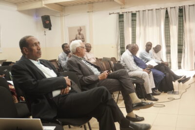 Agrandir l'image 10 sur 14, fenêtre modale