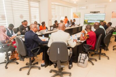 Agrandir l'image 7 sur 17, fenêtre modale